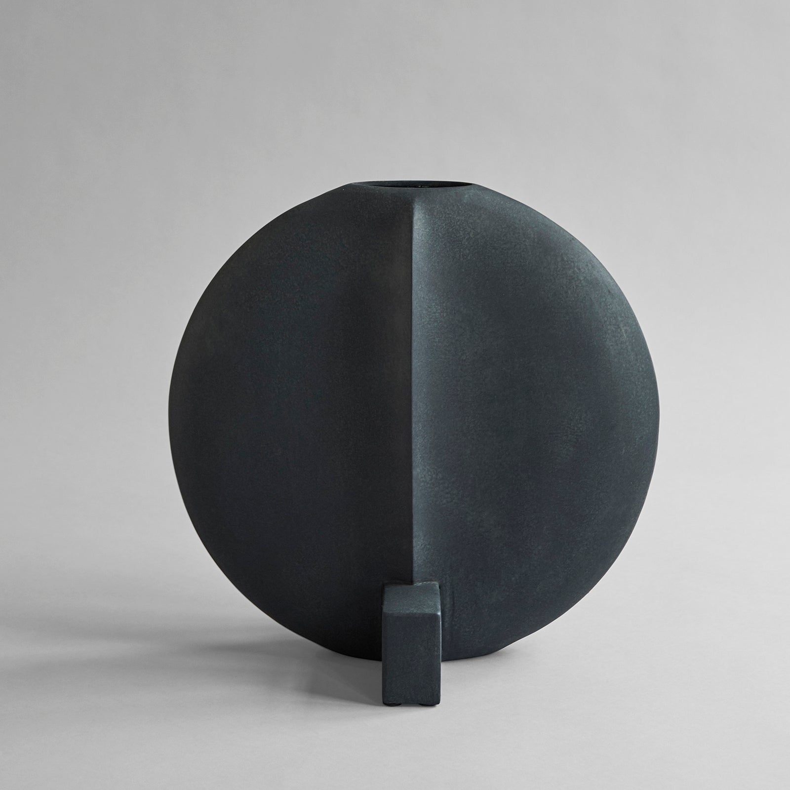 Guggenheim 花瓶 Guggenheim Vase Big in Black | 101 Copenhagen | Casa Jacq