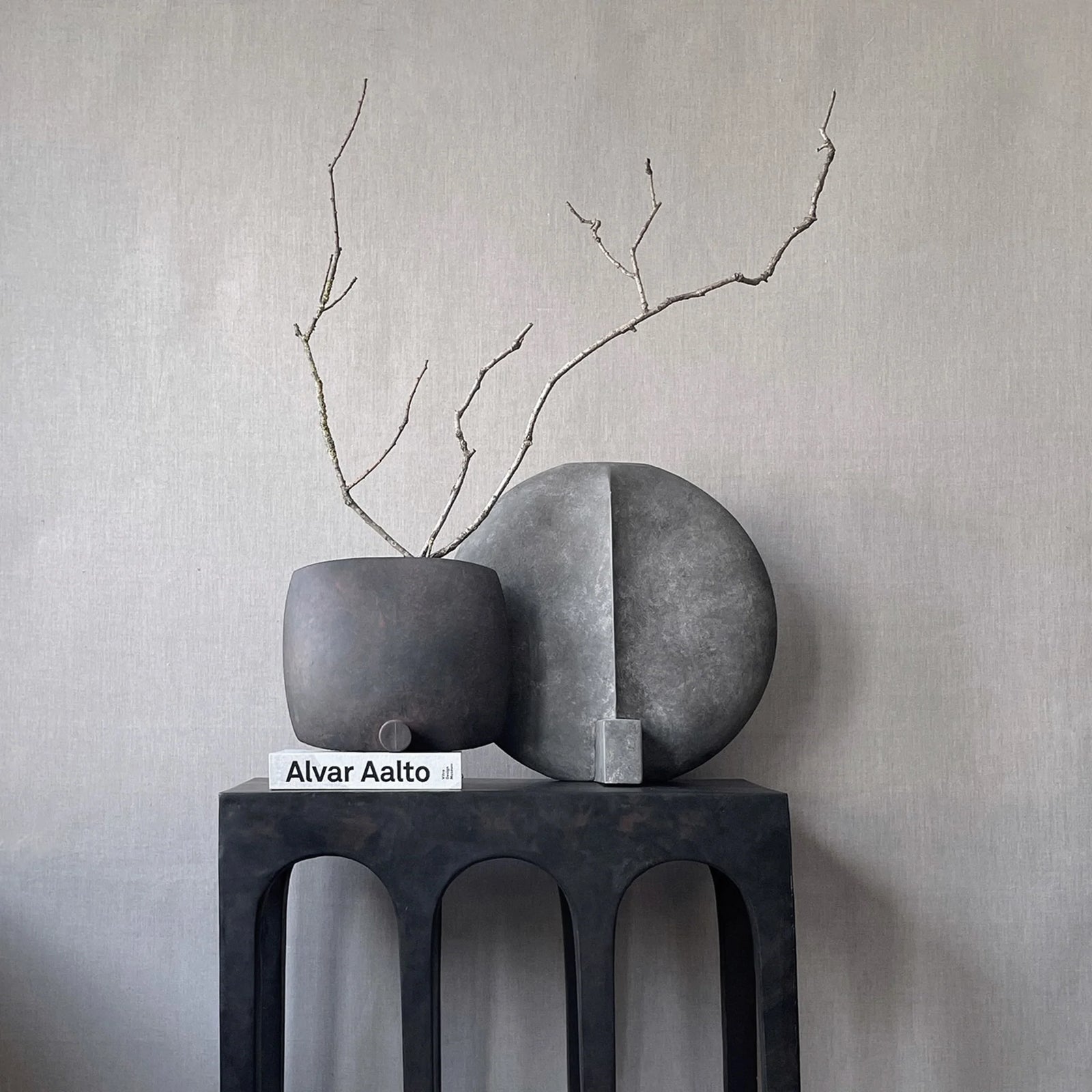 Guggenheim Vase Big in Dark Grey | 101 Copenhagen | Casa Jacq